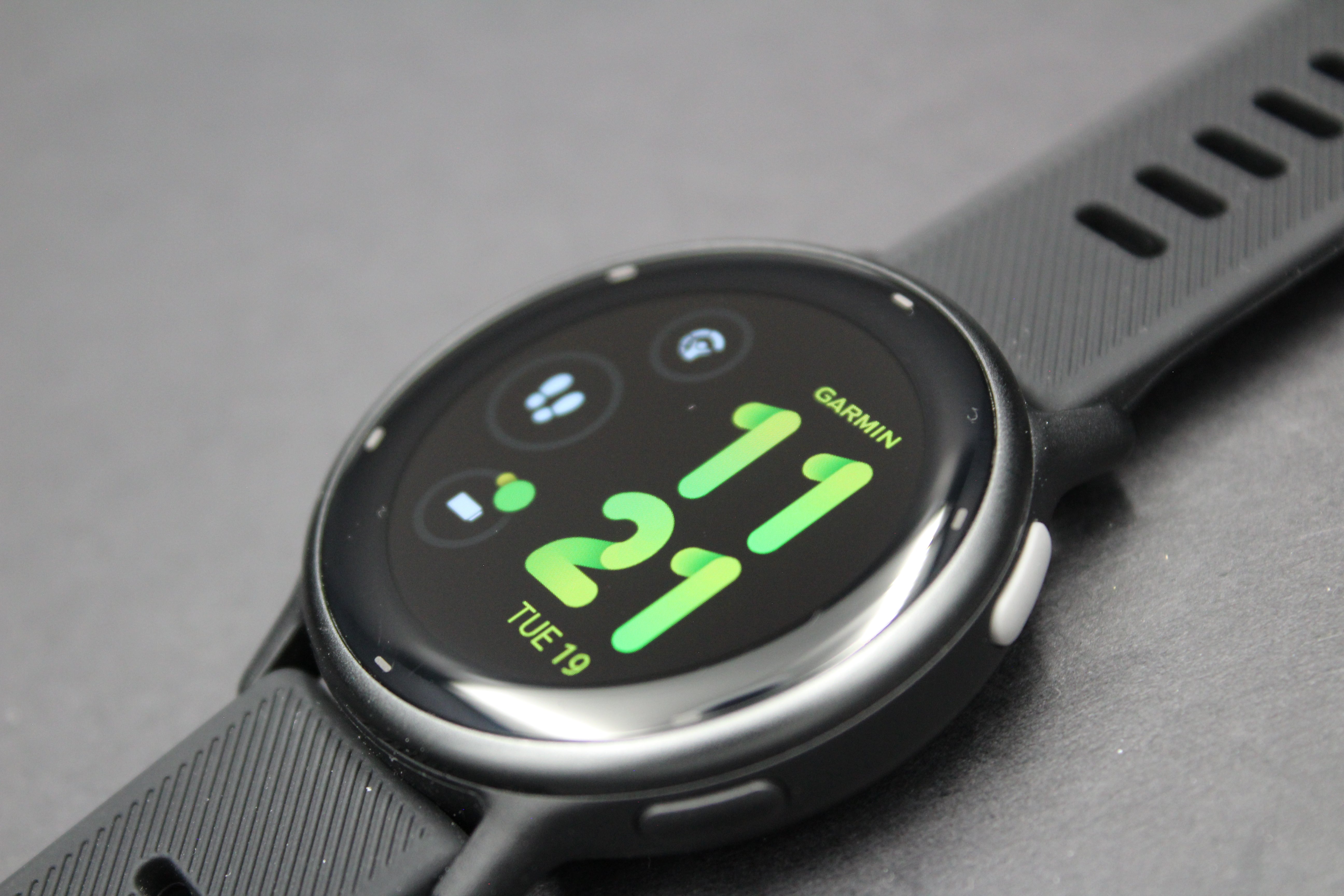 Garmin Forerunner Vivoactive 5 – Refurbished