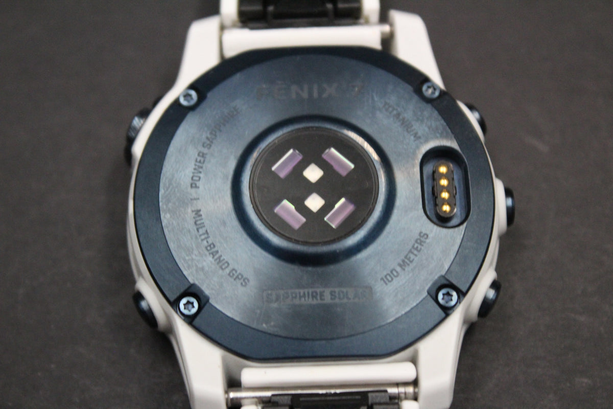 Garmin Fenix 7 Sapphire Solar - Refurbished