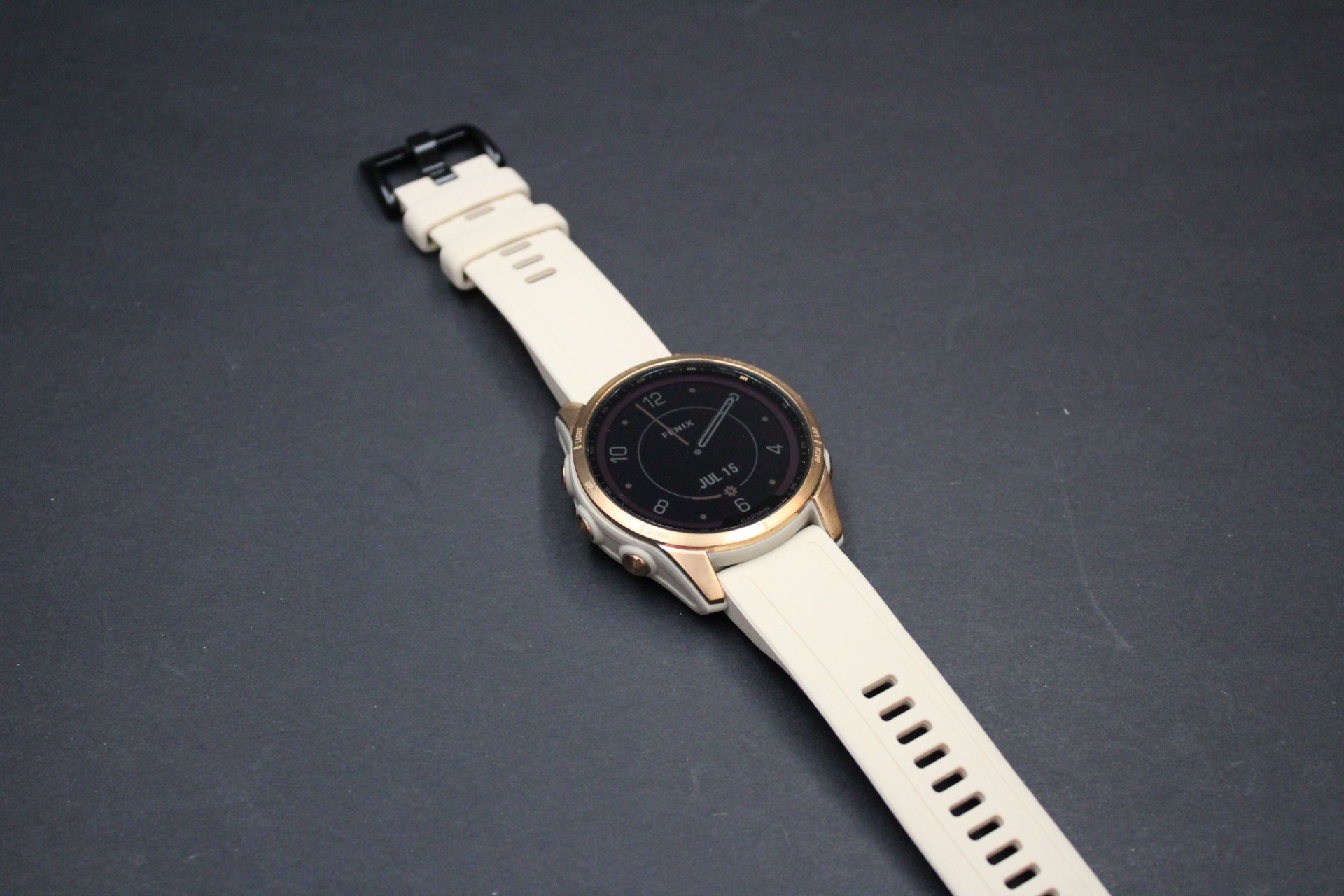 Garmin Fenix 7S Sapphire Solar - Refurbished