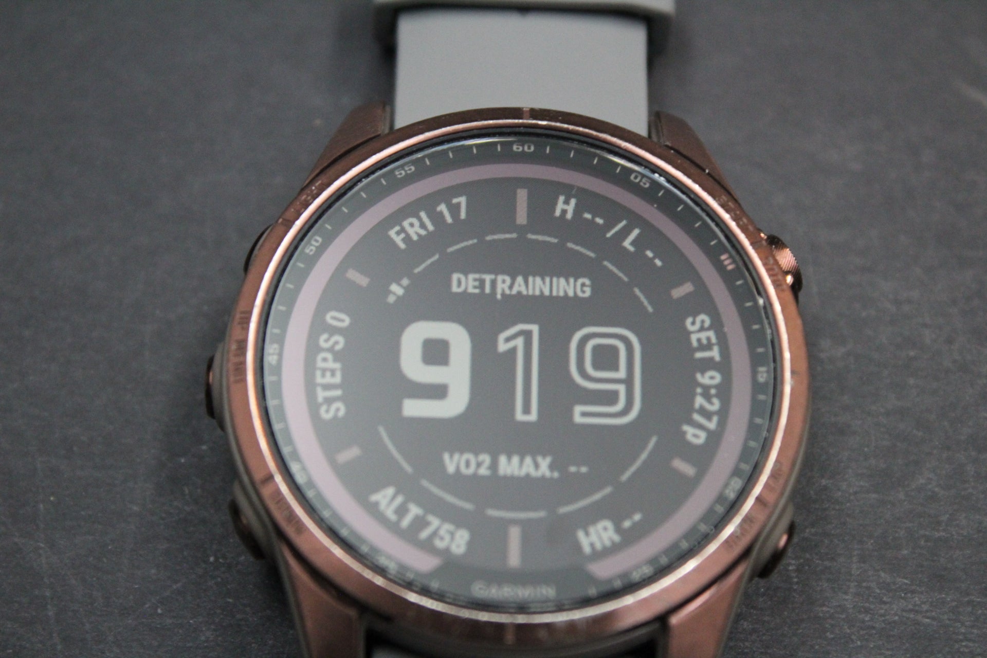 Garmin Fenix 7S Sapphire Solar - Refurbished