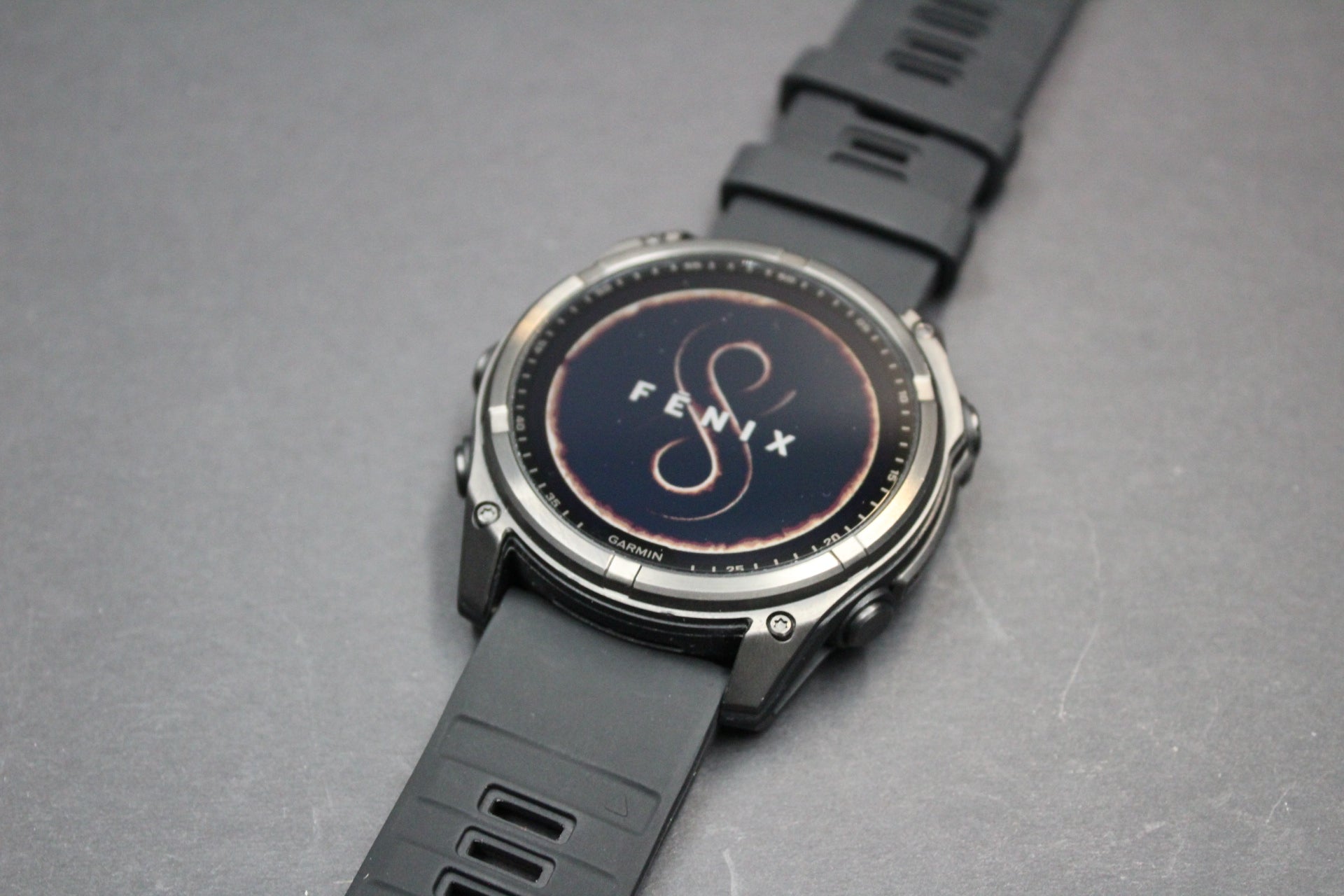 Garmin Fenix 8 51mm Solar Sapphire - Refurbished