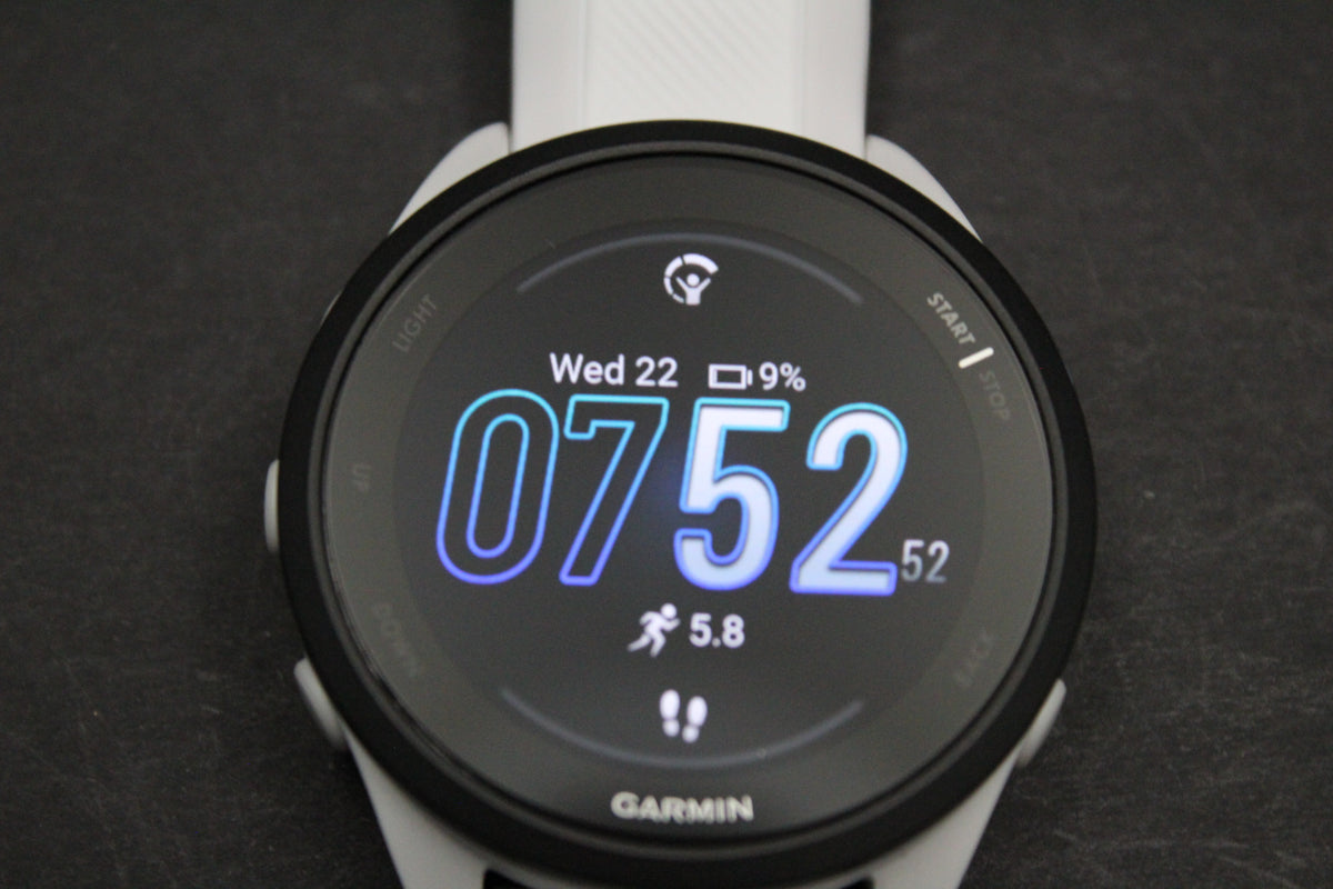 Garmin Forerunner 165 – Refurbished