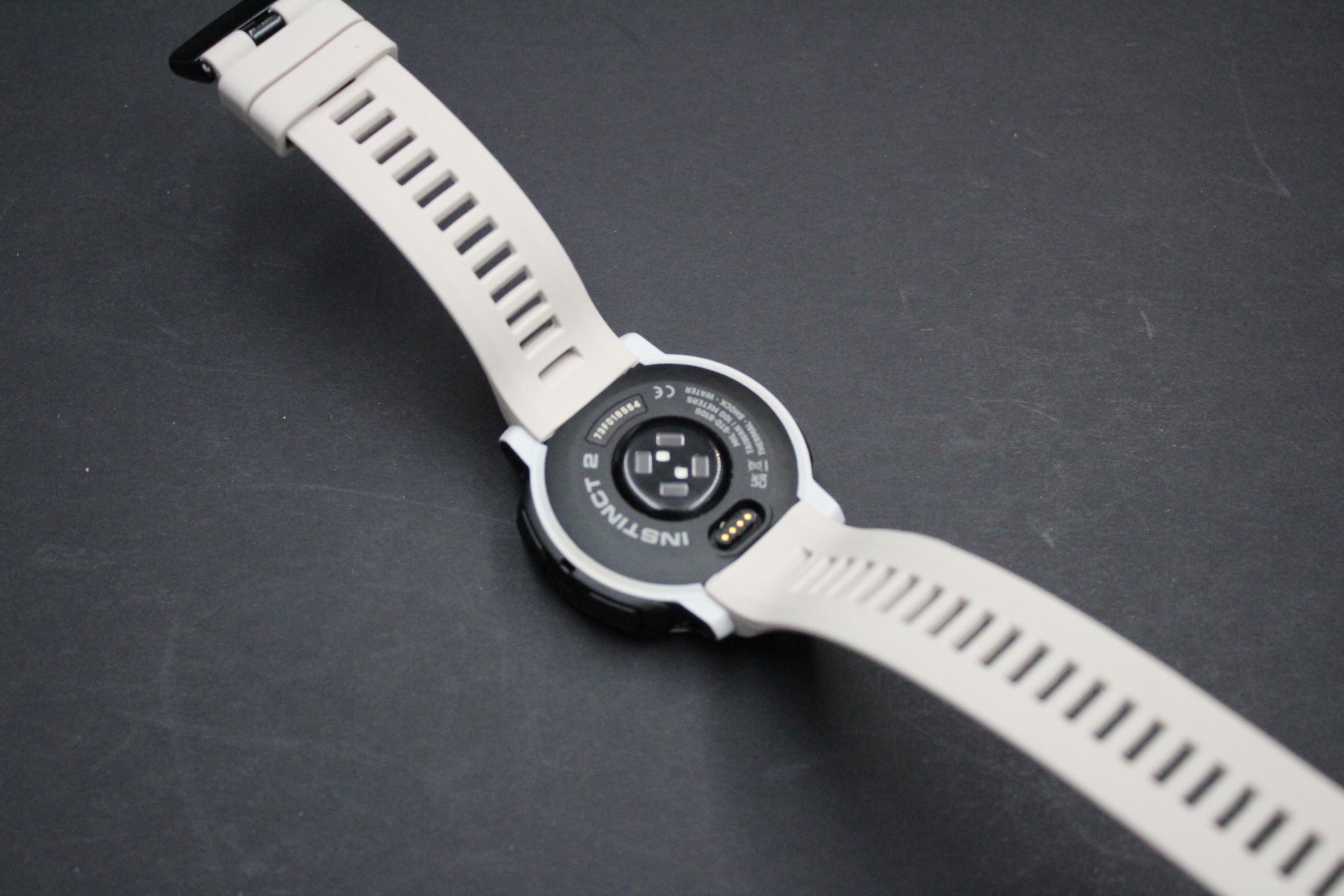 Garmin Instinct 2 Solar – Refurbished