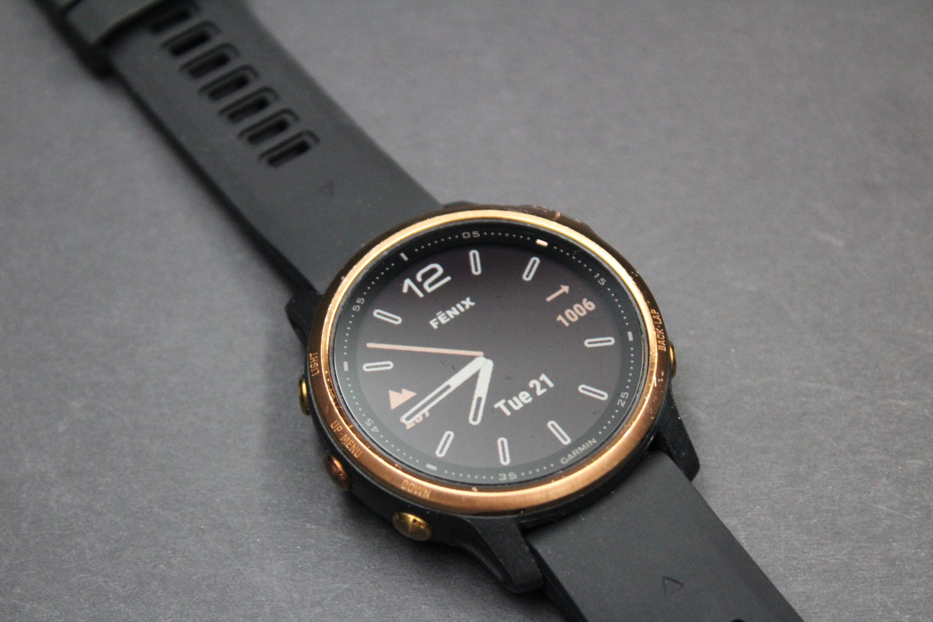 Garmin Fenix 6S Sapphire (with Pro Features) - Refurbished