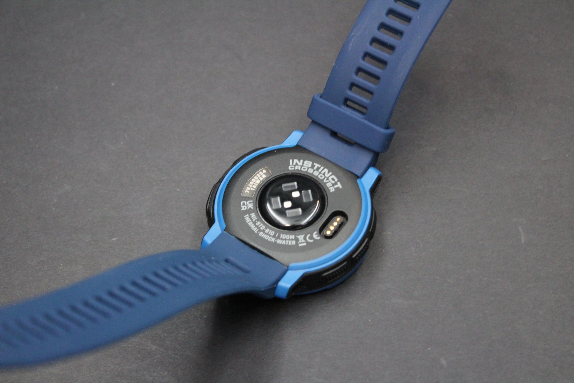 Garmin Instinct Crossover – Solar Edition – Refurbished