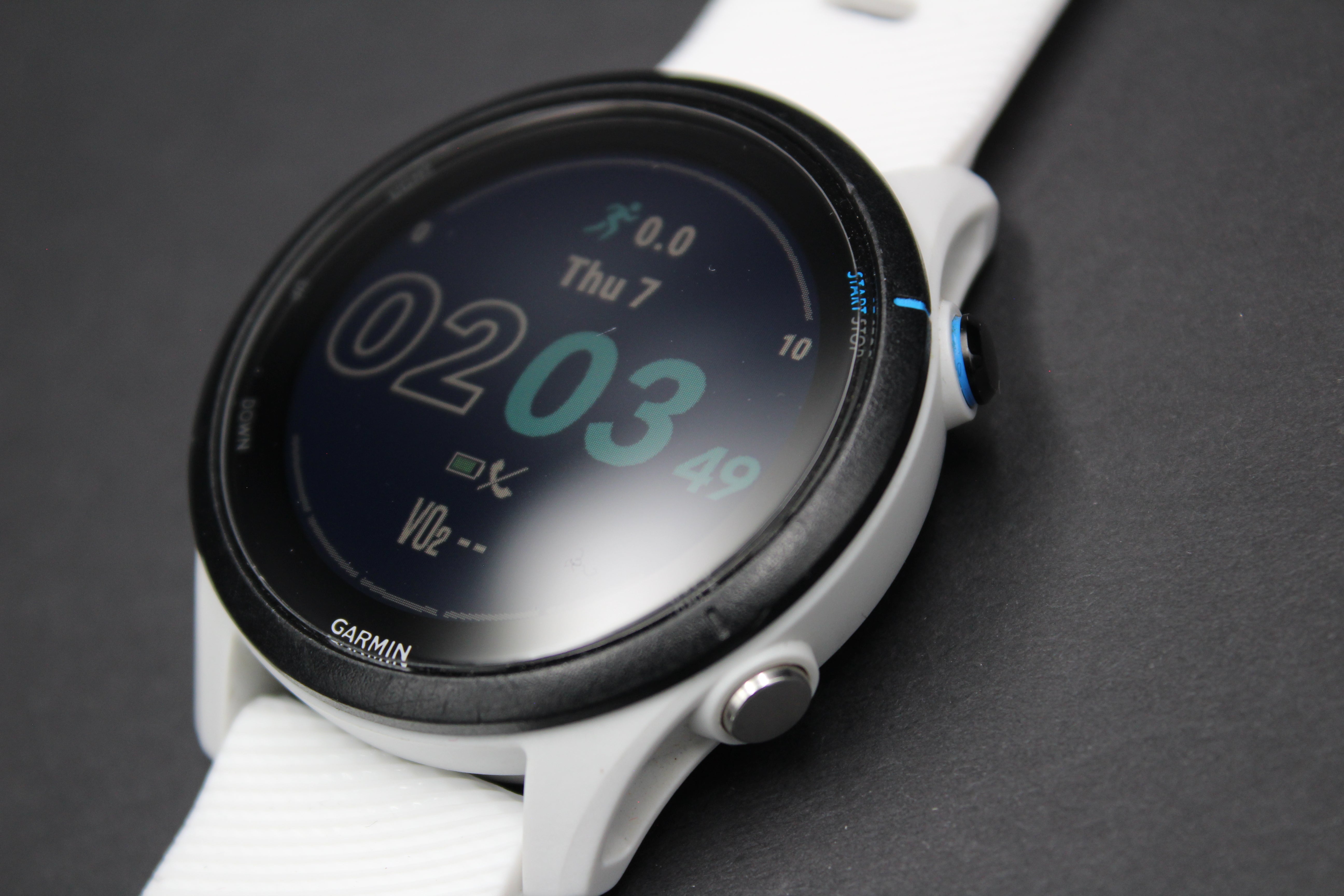 Garmin Forerunner 255 Music – Refurbished