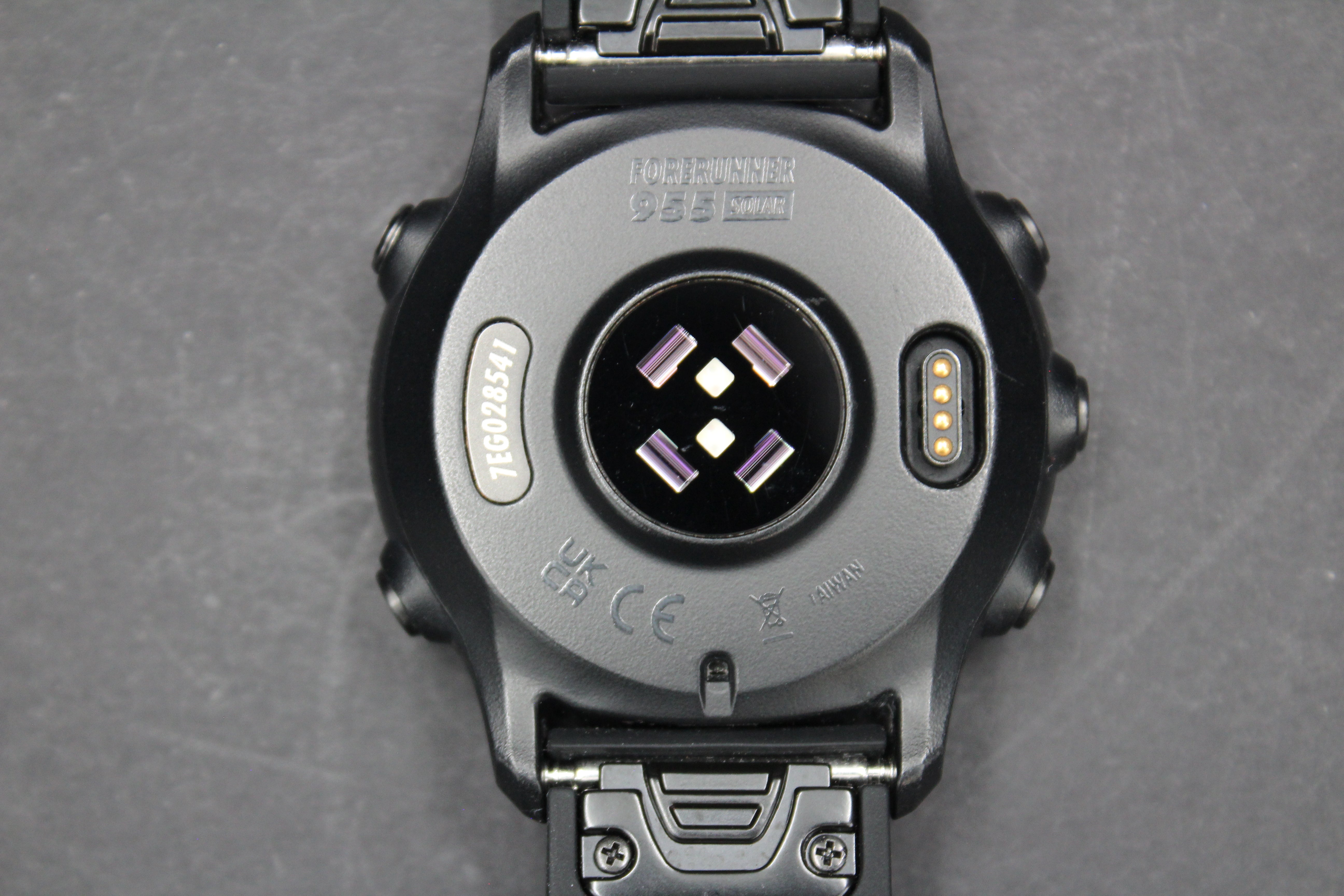 Garmin Forerunner 955 Solar – Refurbished