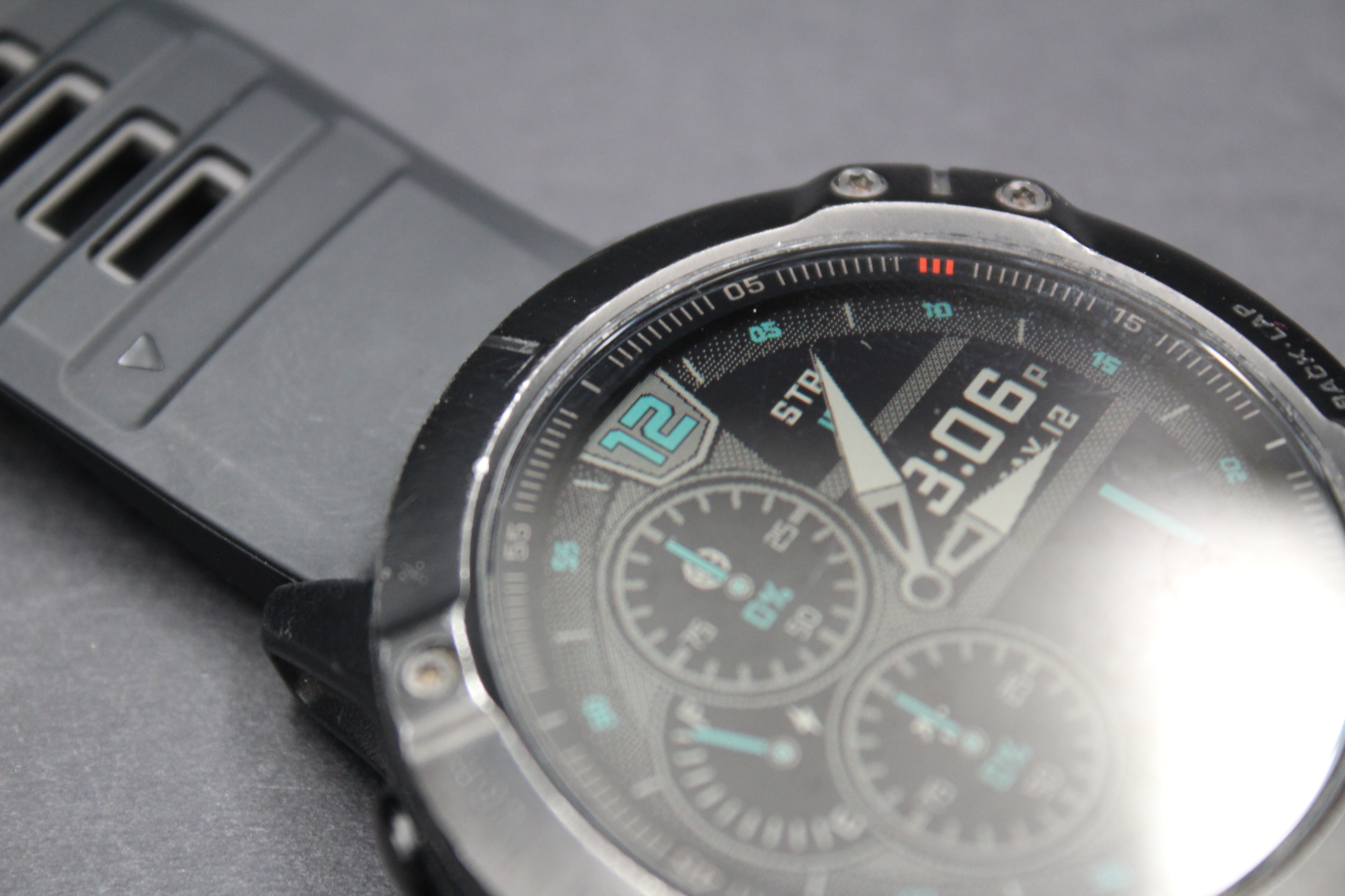 Garmin Fenix 6X Sapphire (with Pro features) - Refurbished