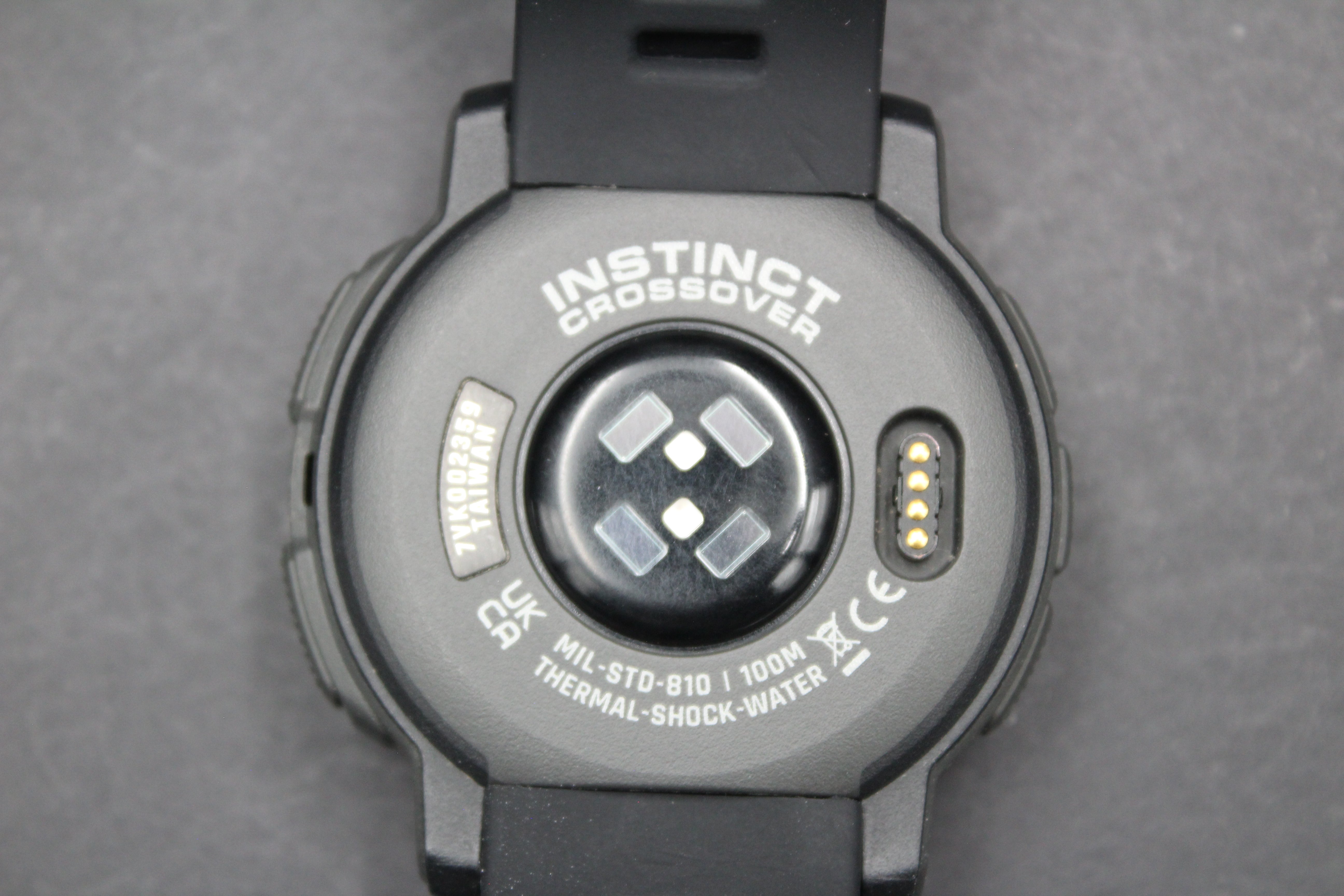 Garmin Instinct Crossover – Standard Edition – Refurbished